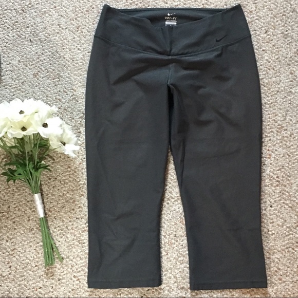 Nike DRI-FIT Leggings Yoga Pants Cropped - Picture 1 of 8